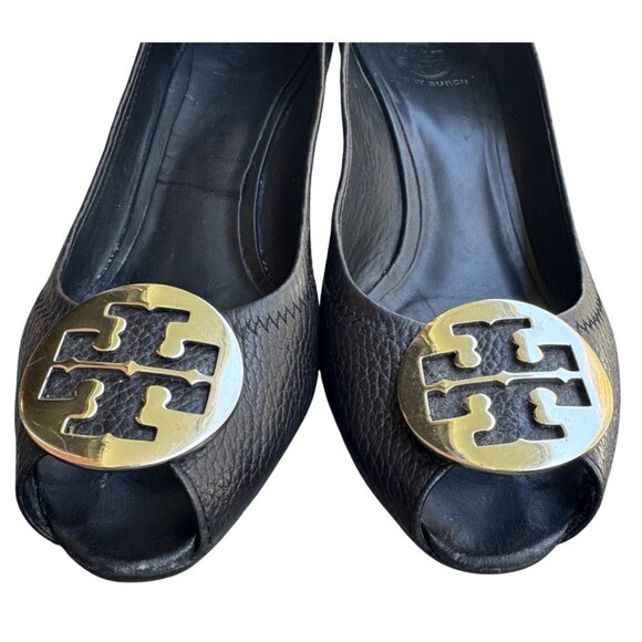 Tory Burch Black Leather Wedge Peep Toe Pumps With Gold Logo Size 10M - Picture 3 of 12